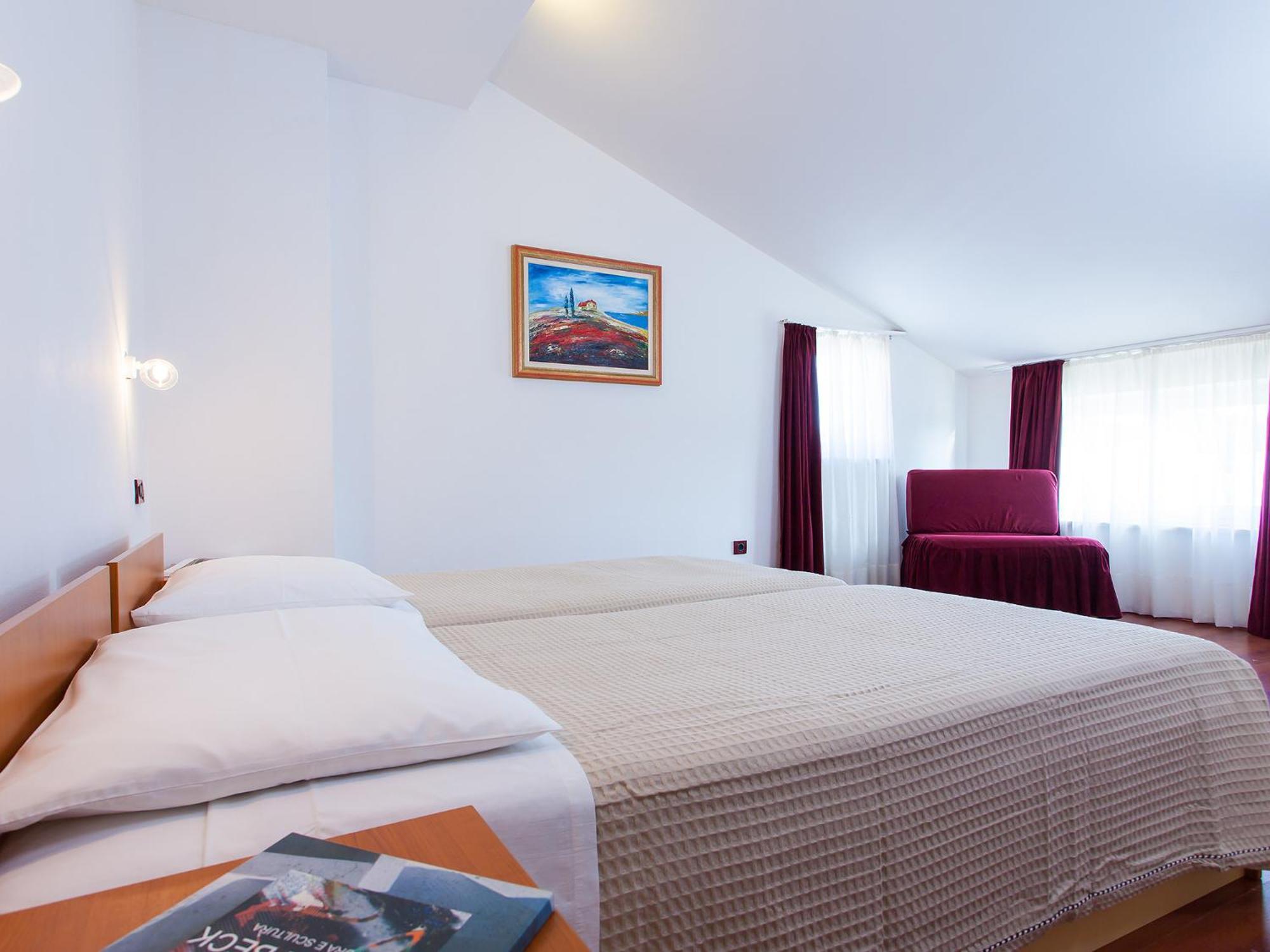 Apartments Villa Brioni II Fazana Room photo